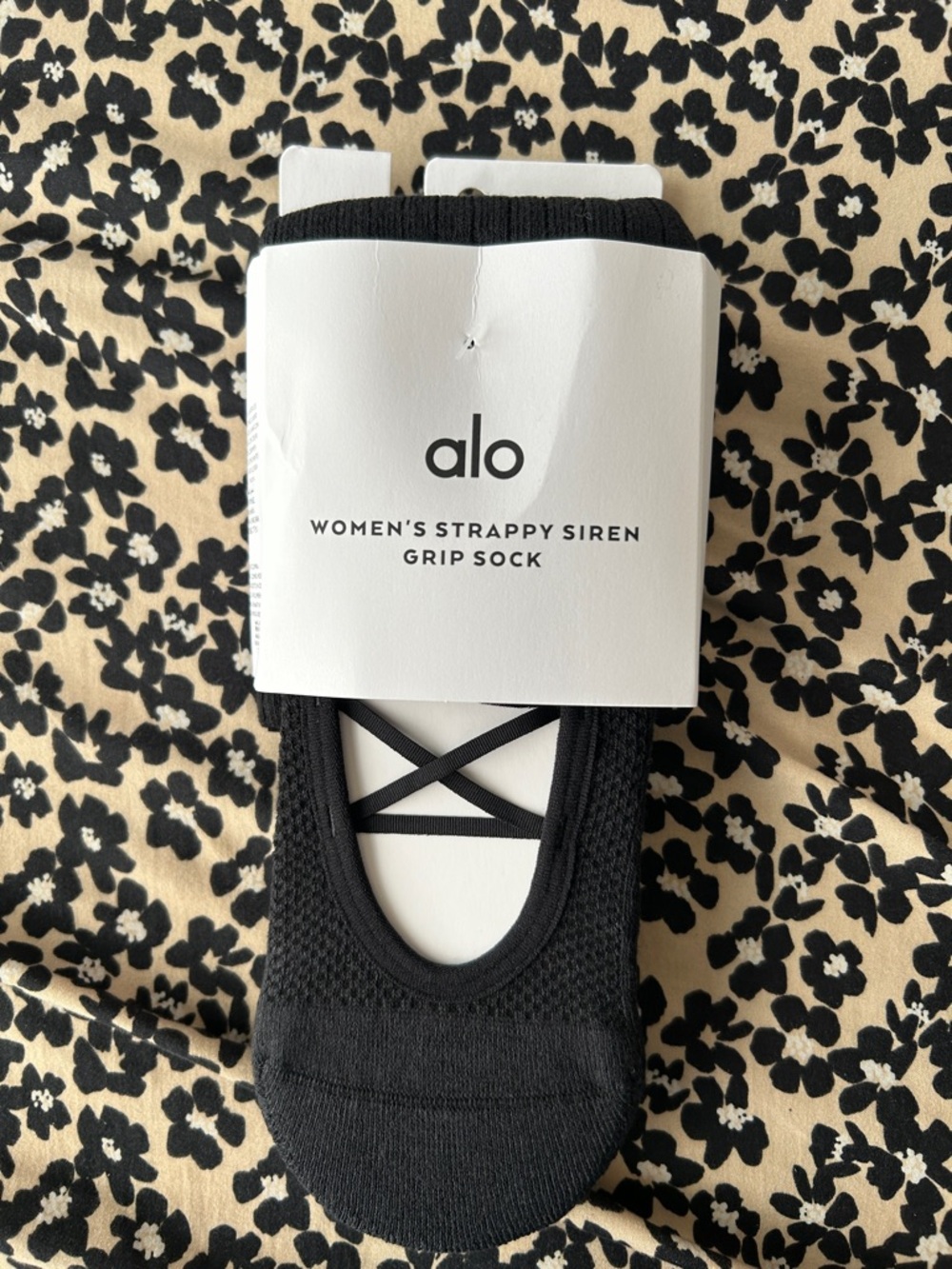 ALO Yoga Women's Strappy Siren Grip Sock in Black